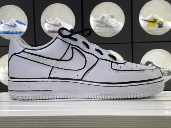 Street Art Graffiti Black White Custom Air Force 1 - Image 3
